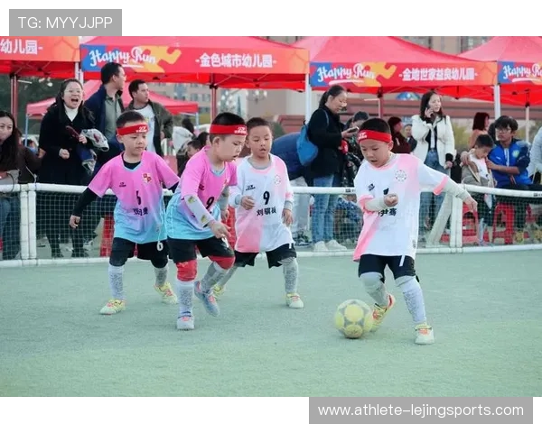 足球明星的孩子们谁最萌最可爱？看看这些足球世家的小宝贝们